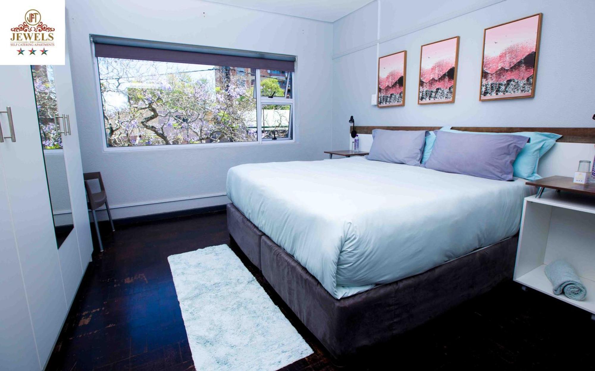 Jft Self Catering Units Bed & Breakfast อีสต์ลอนดอน ภายนอก รูปภาพ
